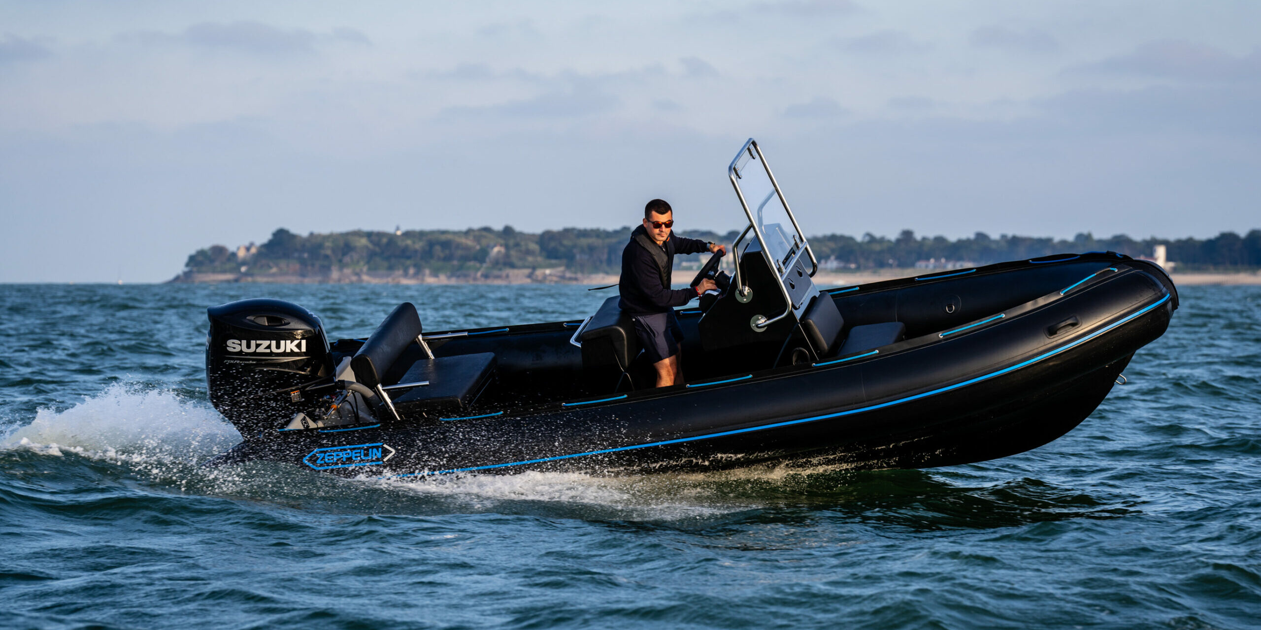 Classic Édition Zeppelin x Suzuki Classic Édition Zeppelin x Suzuki